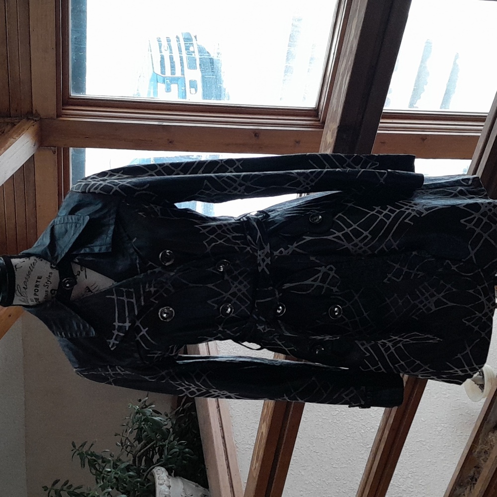 Custo Barcelona Black and White  Trench Coat Size EU 36